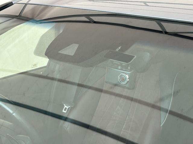 クラウンハイブリッド ＲＳアドバンス　ドライブレコーダー　クリアランスソナー　レーンアシスト　ナビ　ＴＶ　アルミホイール　オートマチックハイビーム　オートライト　ＣＶＴ　シートヒーター　スマートキー　電動格納ミラー　パワーシート　ＵＳＢ（45枚目）