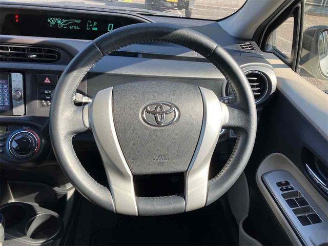 アクア G ドライブレコーダー ETC バックカメラ アルミホイール スマートキー 電動格納ミラー CVT 衝突安全ボディ ABS ESC エアコン パワーステアリング パワーウィンドウ(3枚目)