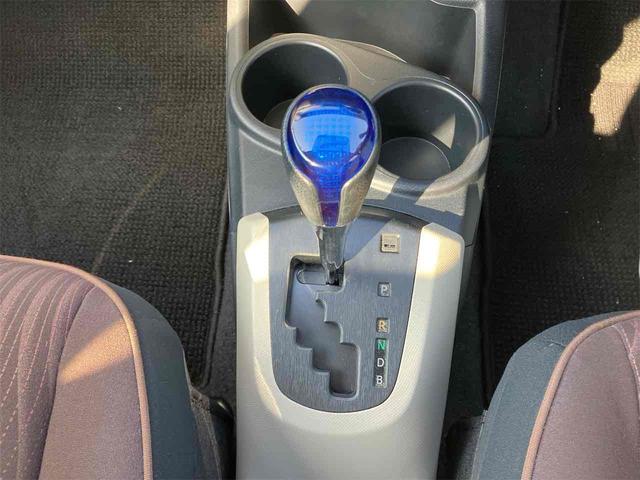 アクア G ドライブレコーダー ETC バックカメラ アルミホイール スマートキー 電動格納ミラー CVT 衝突安全ボディ ABS ESC エアコン パワーステアリング パワーウィンドウ(6枚目)