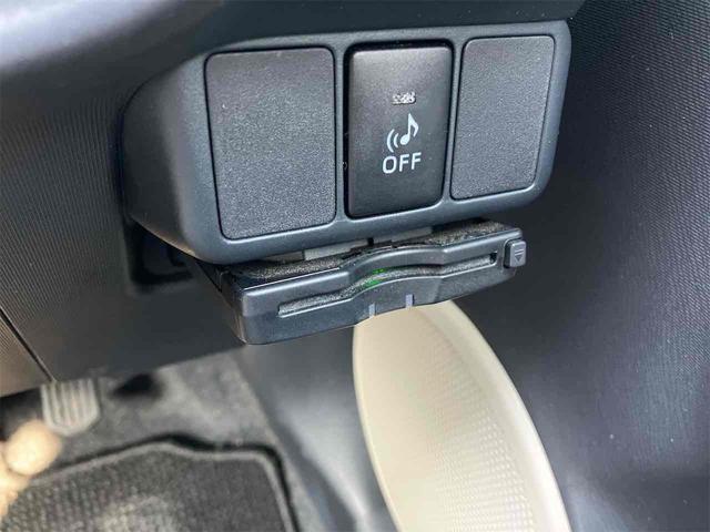 アクア G ドライブレコーダー ETC バックカメラ アルミホイール スマートキー 電動格納ミラー CVT 衝突安全ボディ ABS ESC エアコン パワーステアリング パワーウィンドウ(8枚目)