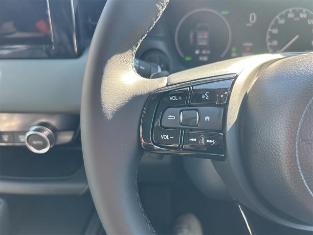 ヴェゼル e:HEV X・HuNTパッケージ バックカメラ クリアランスソナー オートクルーズコントロール レーンアシスト 衝突被害軽減システム オートライト LEDヘッドランプ ヘッドライトウォッシャー アルミホイール スマートキー(3枚目)