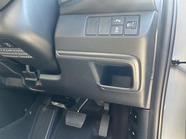 ヴェゼル e:HEV X・HuNTパッケージ バックカメラ クリアランスソナー オートクルーズコントロール レーンアシスト 衝突被害軽減システム オートライト LEDヘッドランプ ヘッドライトウォッシャー アルミホイール スマートキー(10枚目)