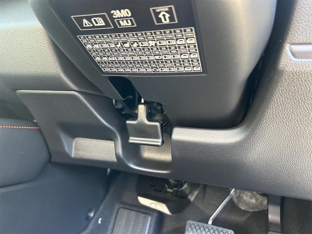 ヴェゼル e:HEV X・HuNTパッケージ バックカメラ クリアランスソナー オートクルーズコントロール レーンアシスト 衝突被害軽減システム オートライト LEDヘッドランプ ヘッドライトウォッシャー アルミホイール スマートキー(31枚目)