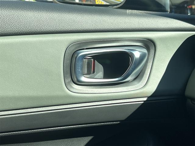 ヴェゼル e:HEV X・HuNTパッケージ バックカメラ クリアランスソナー オートクルーズコントロール レーンアシスト 衝突被害軽減システム オートライト LEDヘッドランプ ヘッドライトウォッシャー アルミホイール スマートキー(41枚目)