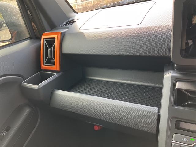 タフト 　バックカメラ　オートクルーズコントロール　衝突被害軽減システム　オートライト　スマートキー　アイドリングストップ　電動格納ミラー　シートヒーター　サンルーフ　ＣＶＴ　ＥＳＣ　アルミホイール　エアコン（33枚目）