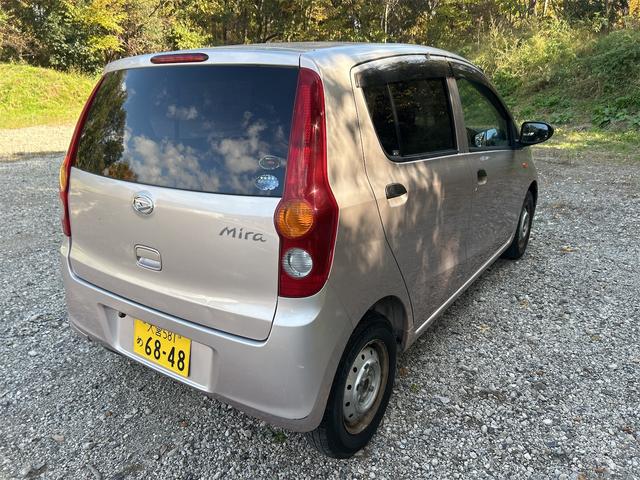 ミラ Ｘスペシャル　ＥＴＣ　バックカメラ　ＴＶ　キーレスエントリー　ＣＶＴ　盗難防止システム　ＡＢＳ　Ｂｌｕｅｔｏｏｔｈ　衝突安全ボディ　エアコン　パワーステアリング　パワーウィンドウ（16枚目）