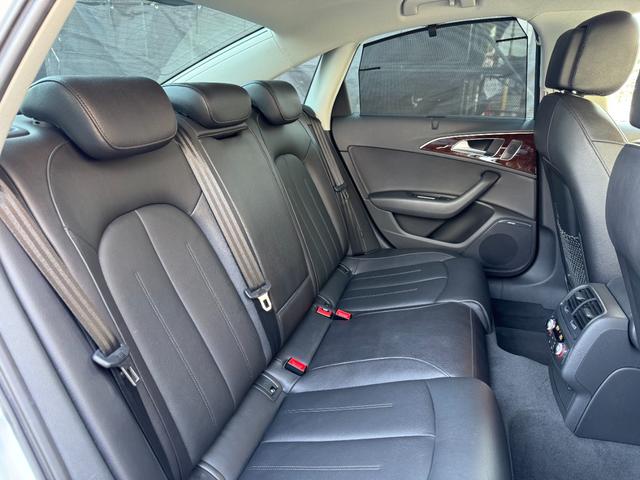 Ａ６ ２．０ＴＦＳＩクワトロ（16枚目）