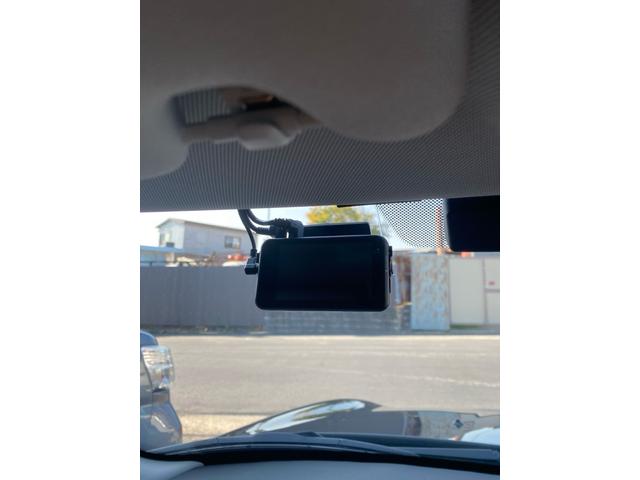 ＭＩＮＩ クーパーＤプレミアムプラスパッケージクラシックトリム　ワンオーナー　オプションレザーシート　シートヒーター　バックカメラ　アンビエントライト　アップルディスプレイ（27枚目）