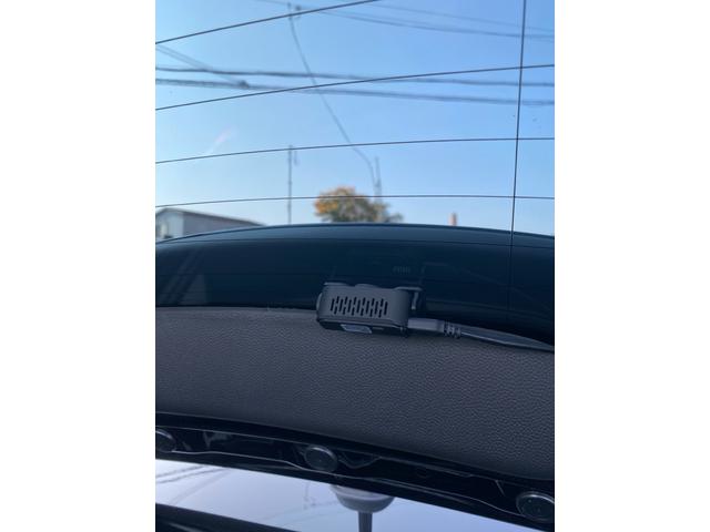 ＭＩＮＩ クーパーＤプレミアムプラスパッケージクラシックトリム　ワンオーナー　オプションレザーシート　シートヒーター　バックカメラ　アンビエントライト　アップルディスプレイ（32枚目）