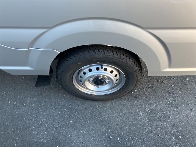 キャリイトラック 4WD 軽トラック AT 衝突被害軽減システム クリアランスソナー レーンアシスト アイドリングストップ ABS ESC エアコン パワーウィンドウ 運転席エアバッグ 助手席エアバッグ(15枚目)