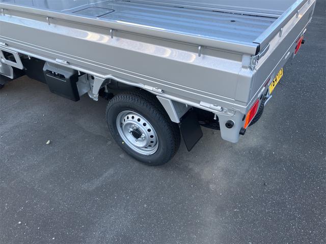 キャリイトラック 4WD 軽トラック AT 衝突被害軽減システム クリアランスソナー レーンアシスト アイドリングストップ ABS ESC エアコン パワーウィンドウ 運転席エアバッグ 助手席エアバッグ(17枚目)