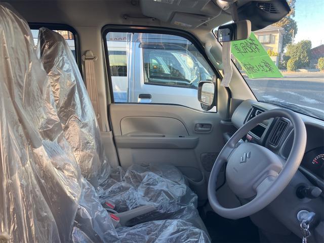 エブリイ PAリミテッド 届け出済み未使用車 両側スライドドア クリアランスソナー レーンアシスト 衝突被害軽減システム オートマチックハイビーム キーレスエントリー アイドリングストップ CVT 盗難防止システム ABS(9枚目)