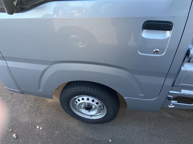 ハイゼットトラック スタンダード 軽トラック AT 衝突被害軽減システム クリアランスソナー アイドリングストップ オートマチックハイビーム ESC エアコン 運転席エアバッグ(11枚目)