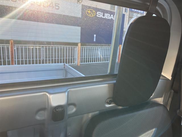 ハイゼットトラック スタンダード 軽トラック AT 衝突被害軽減システム クリアランスソナー アイドリングストップ オートマチックハイビーム ESC エアコン 運転席エアバッグ(17枚目)