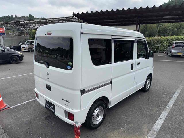 エブリイ ＰＣ　４ＷＤ　ＡＴ　ドライブレコーダー　両側スライドドア　キーレスエントリー　盗難防止システム　ＡＢＳ　エアコン　パワーステアリング　パワーウィンドウ　運転席エアバッグ　助手席エアバッグ（5枚目）