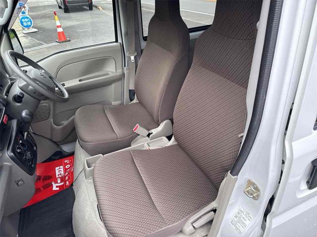 エブリイ ＰＣ　４ＷＤ　ＡＴ　ドライブレコーダー　両側スライドドア　キーレスエントリー　盗難防止システム　ＡＢＳ　エアコン　パワーステアリング　パワーウィンドウ　運転席エアバッグ　助手席エアバッグ（14枚目）