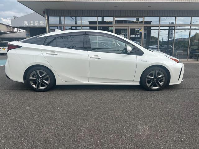 プリウス A(7枚目)