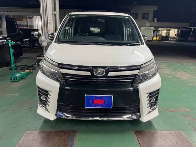 ヴォクシー ＺＳ　煌ＩＩ（3枚目）