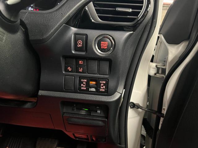 ヴォクシー ＺＳ　煌ＩＩ（22枚目）