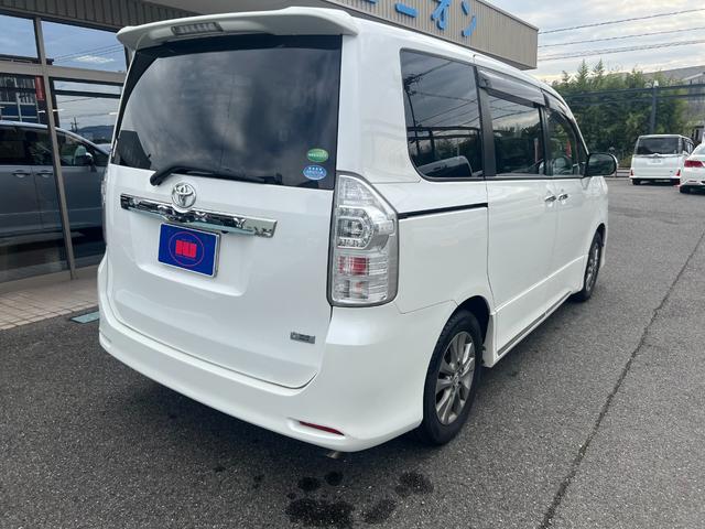 ヴォクシー ZS 煌Z(4枚目)