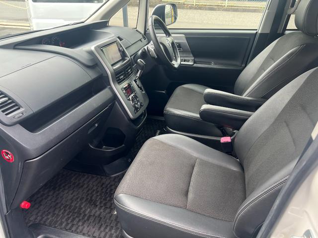 ヴォクシー ZS 煌Z(9枚目)