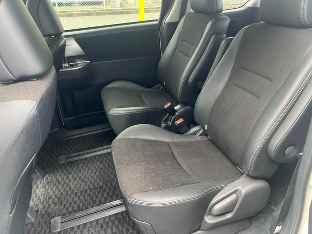 ヴォクシー ZS 煌Z(10枚目)