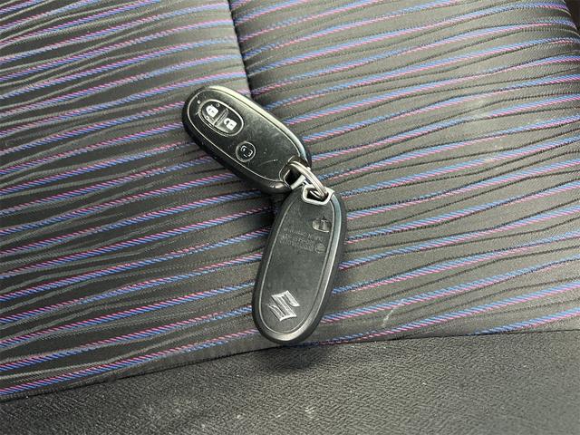 ソリオバンディット ベースグレード　４ＷＤ　片側パワースライドドア　クルーズコントロール　ナビゲーション　フルセグＴＶ　バックカメラ　ＥＴＣ　ミラー型ドライブレコーダー前後（32枚目）