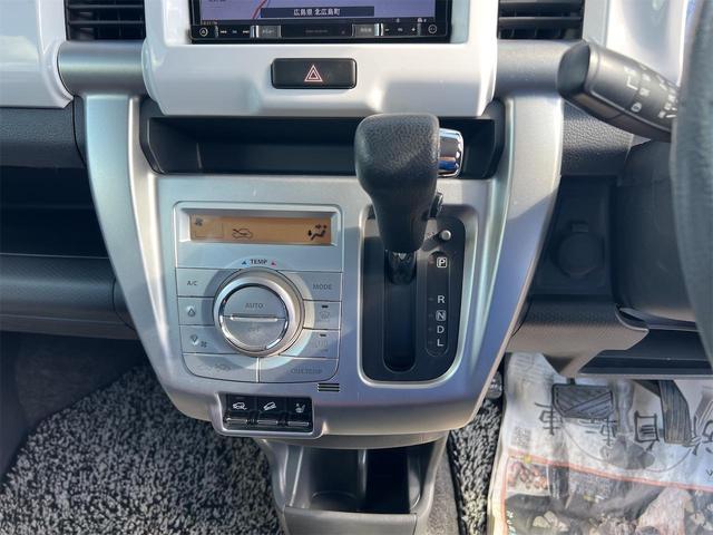 在庫車両の内装・外装ともに徹底クリーニング！在庫車両は全車磨き済み★ボディーからヘッドライトまで気になるくすみはすべて対応しております！きれいな車両をぜひ一度ご覧ください。