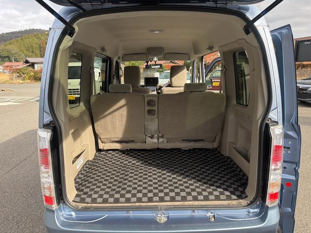 ＮＶ１００クリッパーリオ Ｇ　４ＷＤ　オートマ　両側パワースライドドア　シートヒーター　フォグランプ　ナビゲーション　フルセグＴＶ　Ｂｌｕｅｔｏｏｔｈ　サブモニター　ＥＴＣ　ドライブレコーダー　パワーウィンドウ（17枚目）