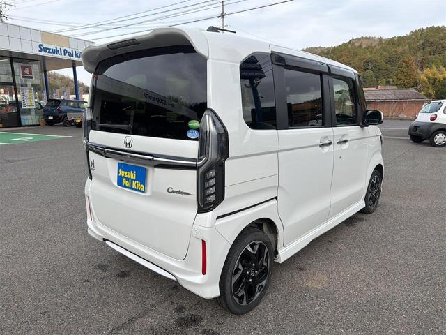 Ｎ－ＢＯＸカスタム Ｇ・Ｌターボホンダセンシング　４ＷＤ　ターボ　両側パワースライドドア　ナビゲーション　フルセグＴＶ　Ｂｌｕｅｔｏｏｔｈ　バックカメラ　ＥＴＣ　アダクティブクルーズコントロール（12枚目）