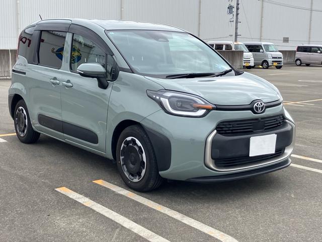 シエンタ Z 禁煙車 純正10.5型ディスプレイオーディオ 全周囲カメラ ハンズフリー両側電動スライドドア LEDヘッドランプ オートエアコン スライドドアサンシェード 天井サーキュレーター 前後ドラレコ ETC(14枚目)