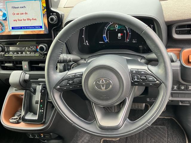 シエンタ Z 禁煙車 純正10.5型ディスプレイオーディオ 全周囲カメラ ハンズフリー両側電動スライドドア LEDヘッドランプ オートエアコン スライドドアサンシェード 天井サーキュレーター 前後ドラレコ ETC(50枚目)