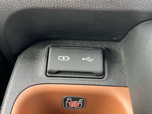 シエンタ Z 禁煙車 純正10.5型ディスプレイオーディオ 全周囲カメラ ハンズフリー両側電動スライドドア LEDヘッドランプ オートエアコン スライドドアサンシェード 天井サーキュレーター 前後ドラレコ ETC(59枚目)