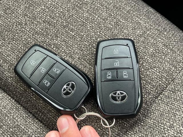 シエンタ Z 禁煙車 純正10.5型ディスプレイオーディオ 全周囲カメラ ハンズフリー両側電動スライドドア LEDヘッドランプ オートエアコン スライドドアサンシェード 天井サーキュレーター 前後ドラレコ ETC(60枚目)