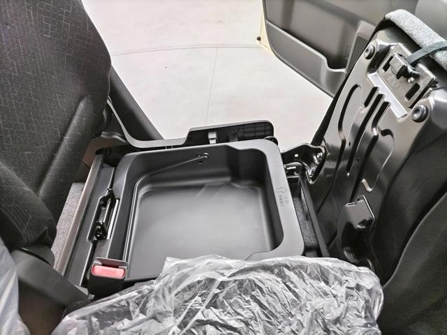 ワゴンＲ ＦＸ　ＤＣＢＳ（予防安全機能）　届出済未使用車　誤発進抑制機能　電動格納ドアミラー　プッシュスタート　キーレス　運転席シートヒーター　ベンチシート　オートエアコン　助手席シートアンダーボックス（25枚目）