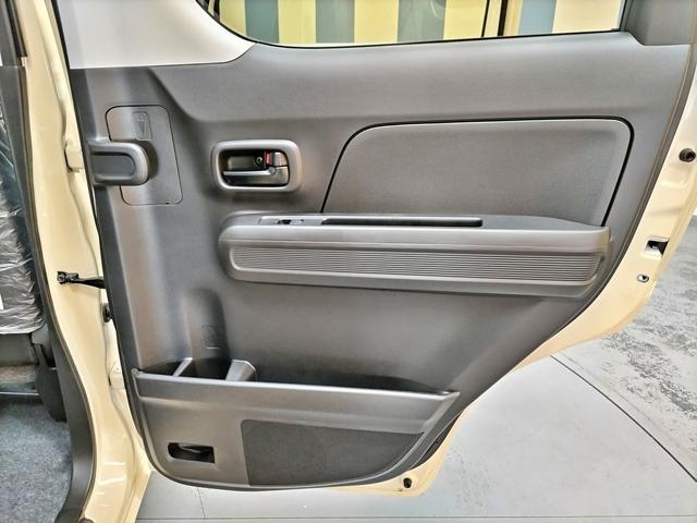 ワゴンＲ ＦＸ　ＤＣＢＳ（予防安全機能）　届出済未使用車　誤発進抑制機能　電動格納ドアミラー　プッシュスタート　キーレス　運転席シートヒーター　ベンチシート　オートエアコン　助手席シートアンダーボックス（50枚目）