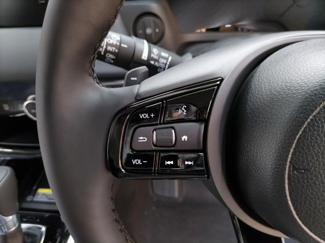 ヴェゼル ｅ：ＨＥＶ　Ｚ　登録済未使用車　Ｈｏｎｄａ　ＣＯＮＮＥＣＴディスプレー＋ＥＴＣ２．０車載器＋ワイヤレス充電器　ＬＥＤヘッドライト　前席シートヒーター／ステアリングヒータ　電子パーキングブレーキ　スマートキー（15枚目）