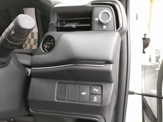 ヴェゼル ｅ：ＨＥＶ　Ｚ　登録済未使用車　Ｈｏｎｄａ　ＣＯＮＮＥＣＴディスプレー＋ＥＴＣ２．０車載器＋ワイヤレス充電器　ＬＥＤヘッドライト　前席シートヒーター／ステアリングヒータ　電子パーキングブレーキ　スマートキー（18枚目）