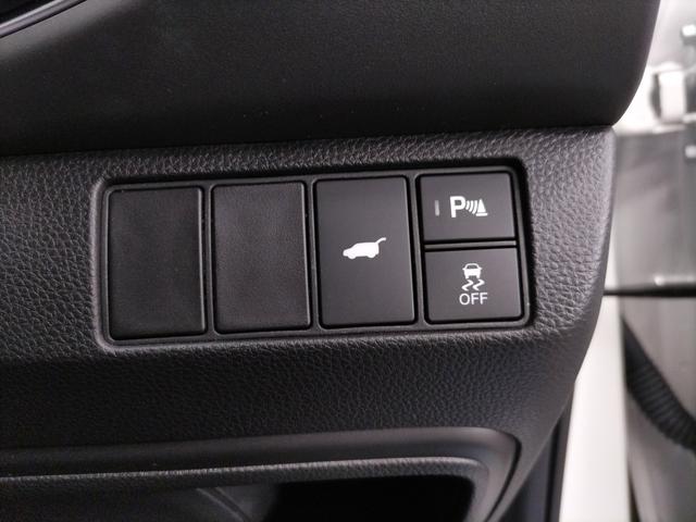 ヴェゼル ｅ：ＨＥＶ　Ｚ　登録済未使用車　Ｈｏｎｄａ　ＣＯＮＮＥＣＴディスプレー＋ＥＴＣ２．０車載器＋ワイヤレス充電器　ＬＥＤヘッドライト　前席シートヒーター／ステアリングヒータ　電子パーキングブレーキ　スマートキー（19枚目）