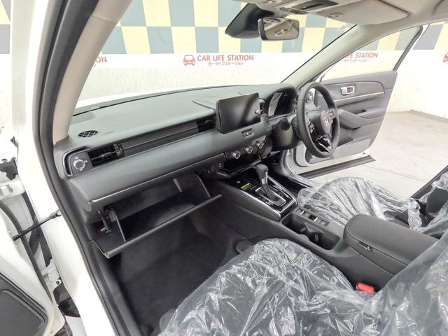 ヴェゼル ｅ：ＨＥＶ　Ｚ　登録済未使用車　Ｈｏｎｄａ　ＣＯＮＮＥＣＴディスプレー＋ＥＴＣ２．０車載器＋ワイヤレス充電器　ＬＥＤヘッドライト　前席シートヒーター／ステアリングヒータ　電子パーキングブレーキ　スマートキー（36枚目）