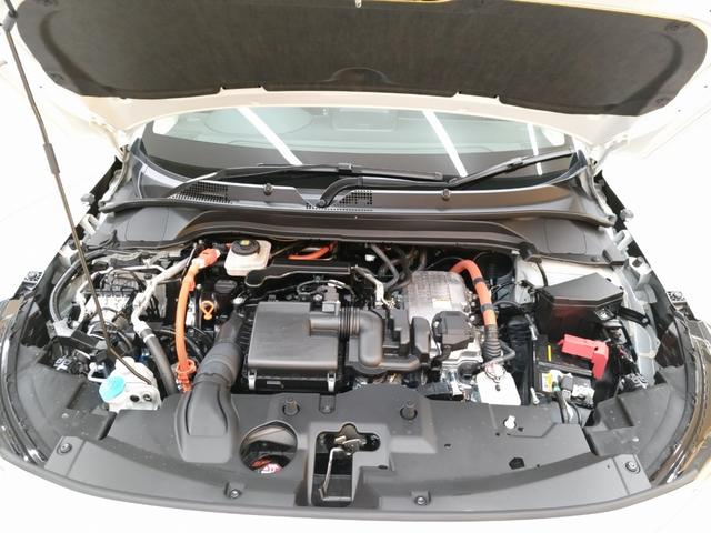 ヴェゼル ｅ：ＨＥＶ　Ｚ　登録済未使用車　Ｈｏｎｄａ　ＣＯＮＮＥＣＴディスプレー＋ＥＴＣ２．０車載器＋ワイヤレス充電器　ＬＥＤヘッドライト　前席シートヒーター／ステアリングヒータ　電子パーキングブレーキ　スマートキー（76枚目）