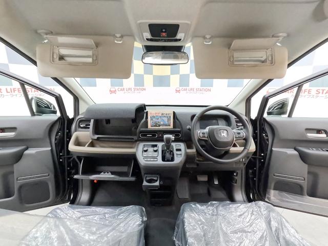 フリード e:HEVエアー EX 6名 登録済未使用車(9枚目)