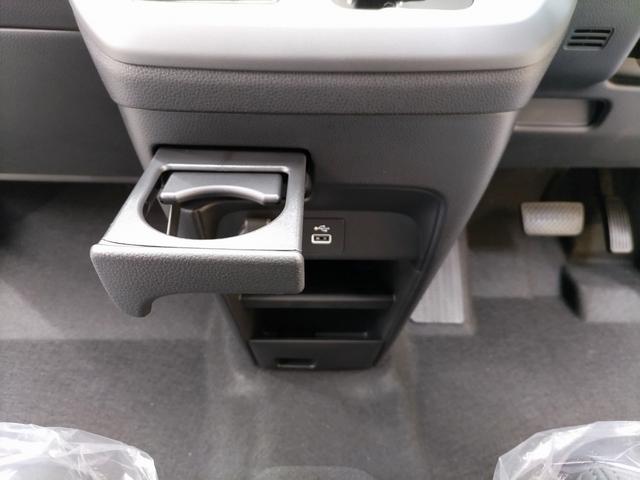 フリード e:HEVエアー EX 6名 登録済未使用車(24枚目)