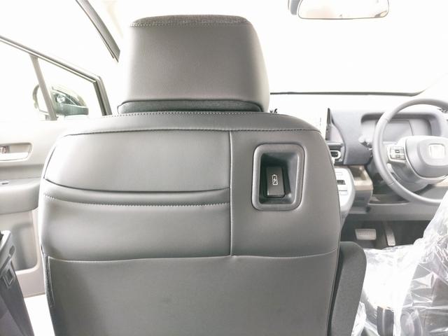 フリード e:HEVエアー EX 6名 登録済未使用車(40枚目)