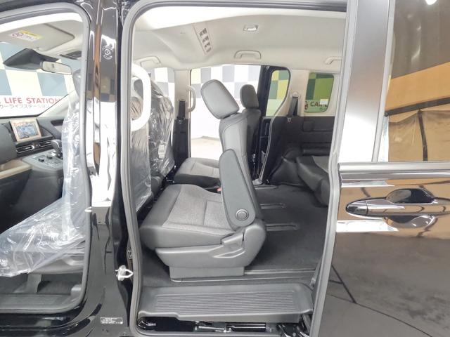 フリード e:HEVエアー EX 6名 登録済未使用車(43枚目)