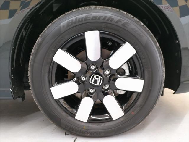 フリード e:HEVエアー EX 6名 登録済未使用車(72枚目)