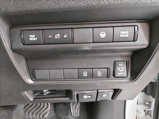 セレナ e-パワー ハイウェイスターV アラウンドビューモニター+ルームミラー+ドラレコ+LEDヘッドライト+日産ナビ+ETC2.0+SOSコール 登録済未使用車(20枚目)