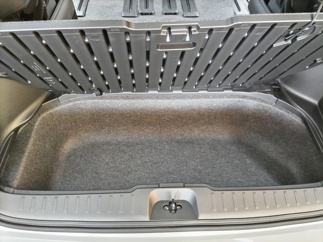 セレナ e-パワー ハイウェイスターV アラウンドビューモニター+ルームミラー+ドラレコ+LEDヘッドライト+日産ナビ+ETC2.0+SOSコール 登録済未使用車(34枚目)