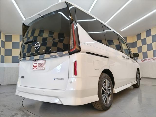 セレナ e-パワー ハイウェイスターV アラウンドビューモニター+ルームミラー+ドラレコ+LEDヘッドライト+日産ナビ+ETC2.0+SOSコール 登録済未使用車(66枚目)