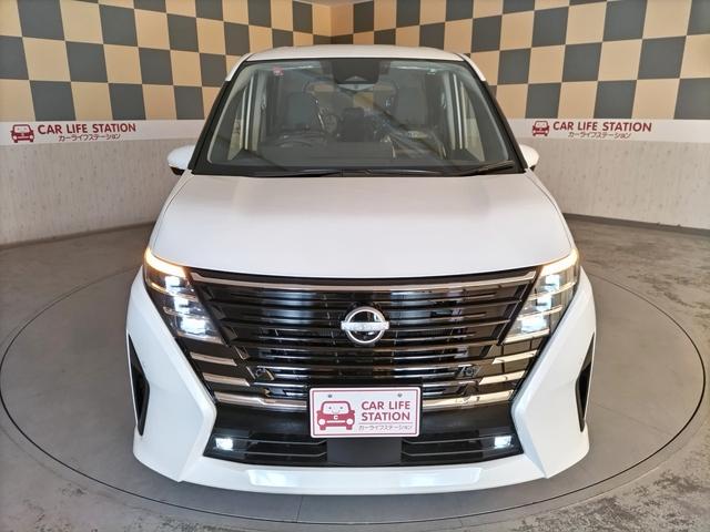 セレナ e-パワー ハイウェイスターV アラウンドビューモニター+ルームミラー+ドラレコ+LEDヘッドライト+日産ナビ+ETC2.0+SOSコール 登録済未使用車(67枚目)